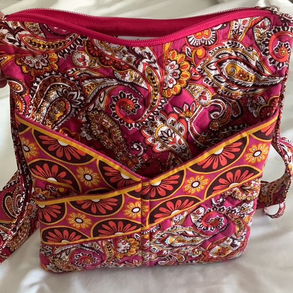 New Stephanie Dawn Quilted Crossbody Purse & matching Wallet - Picture 5 of 16